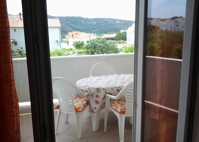 3 Apartament Lopar